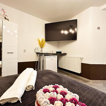 The Royal - Studio With Balcony & Panoramic View 크라이오바 외부 사진